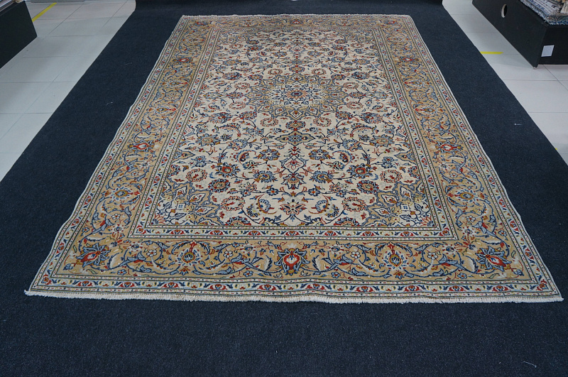 Иранский ковёр из шерсти (17-1306014916 /316x208) 